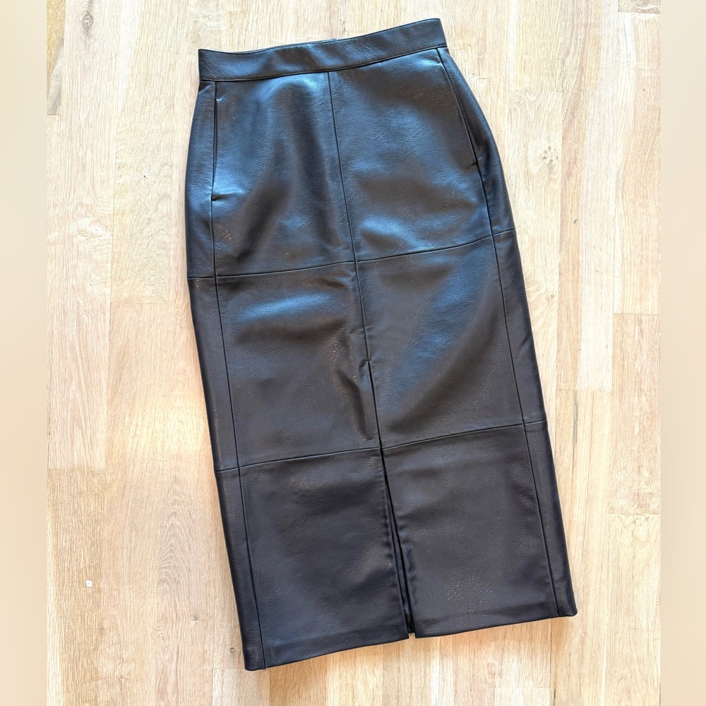 H&M Edition NWT Size 6 Calf-length Wine/Deep Purple Faux Leather Skirt
